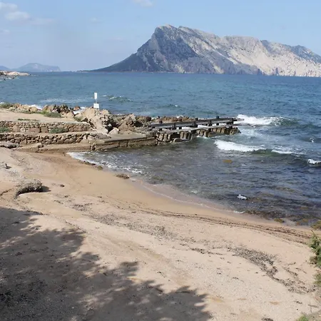Cala Ginepro Punta Molara